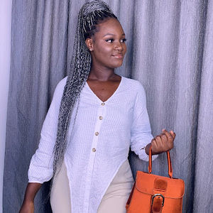 Meet your Posher, Em